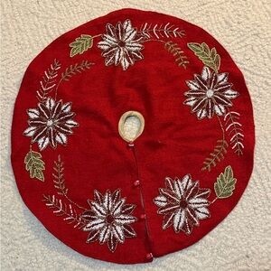 Tahari Beaded Christmas Tree Skirt Red Velvet Poinsettia Gold Accents